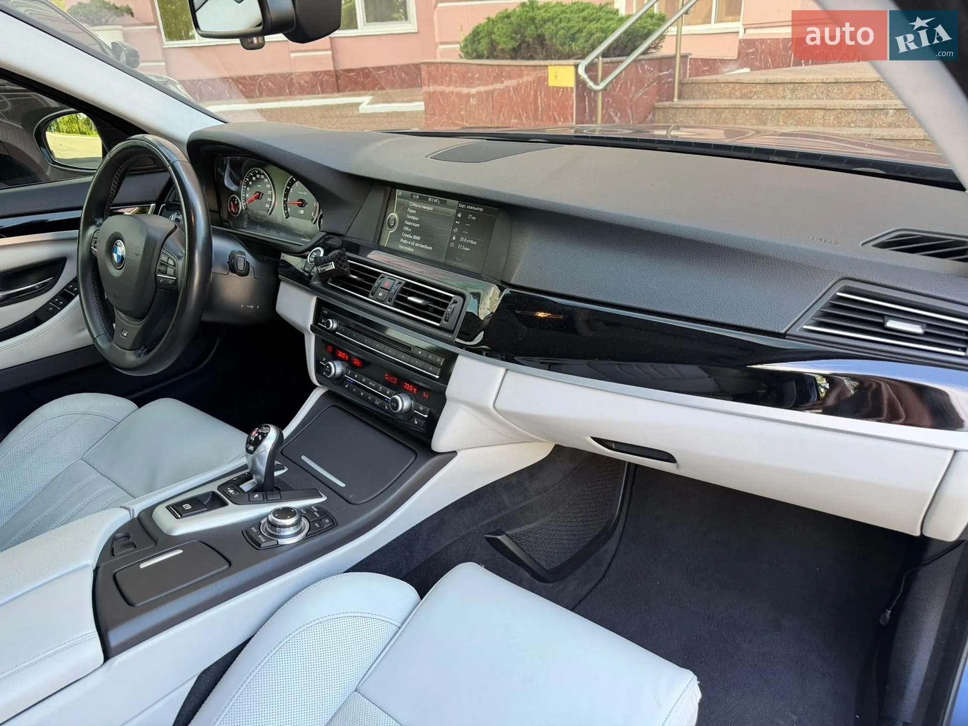 2012 BMW M5 - мініатюра 63