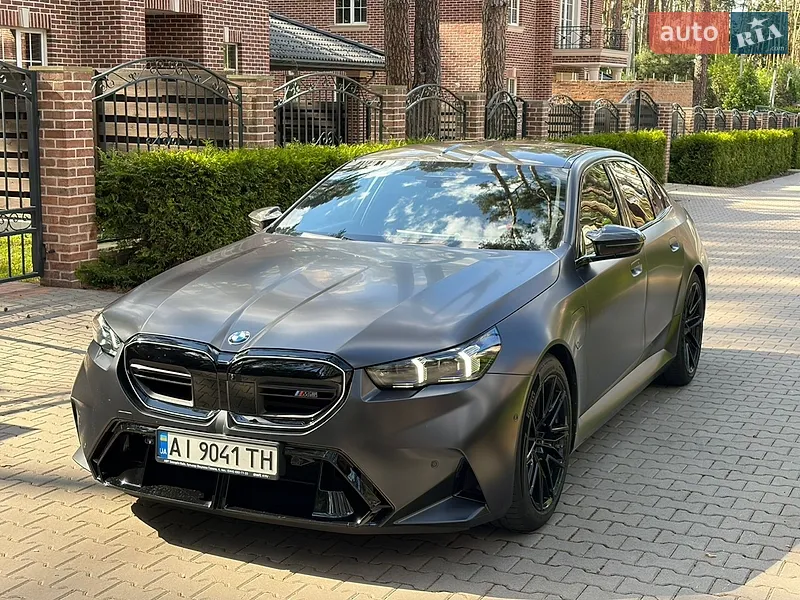 BMW M5