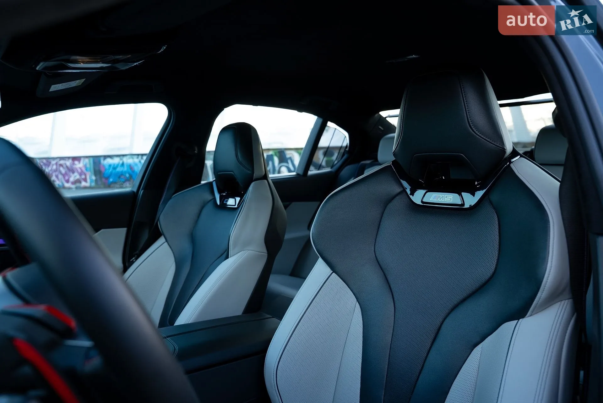 2025 BMW M5 - мініатюра 3