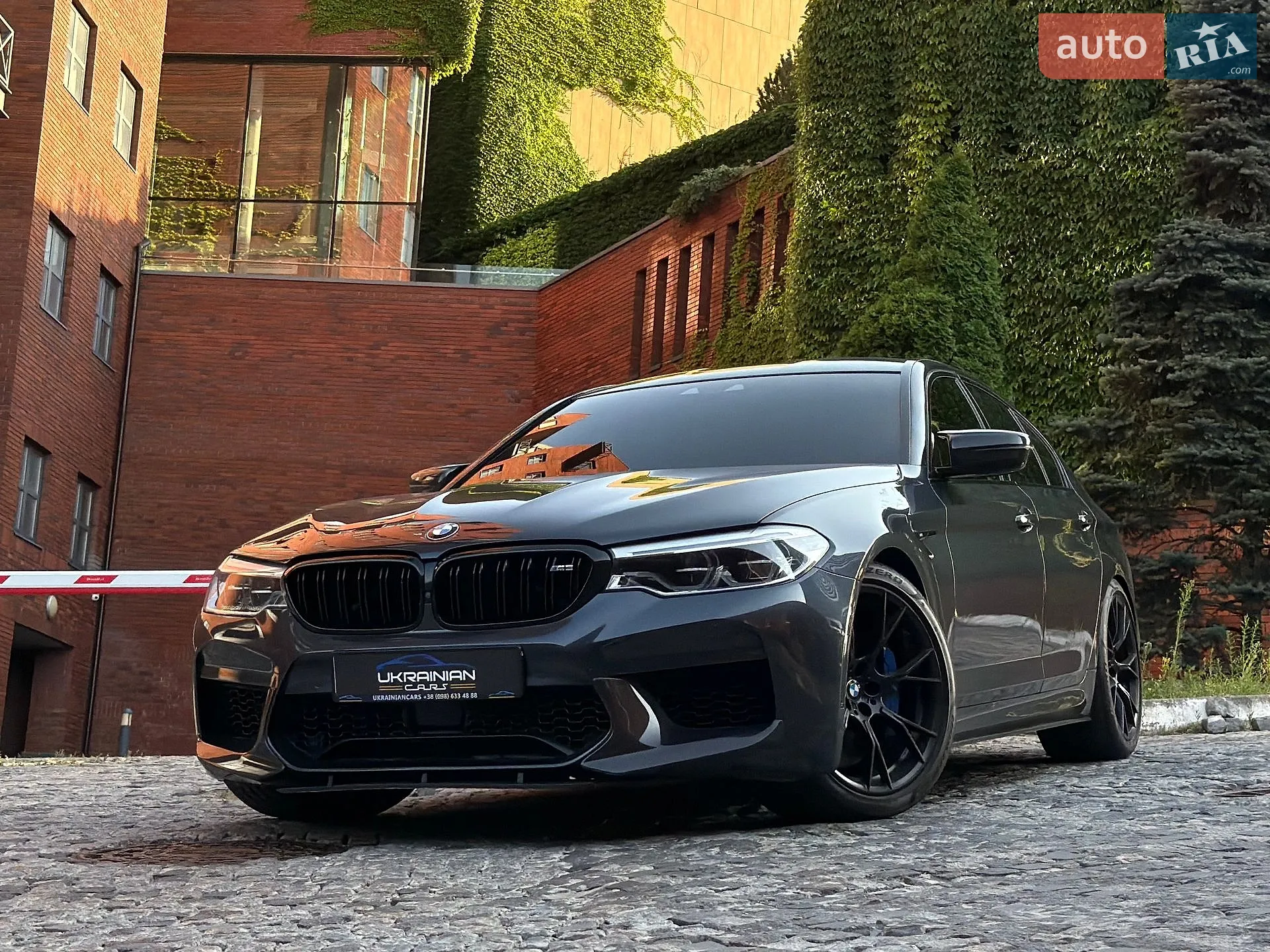2019 BMW M5 - мініатюра 4