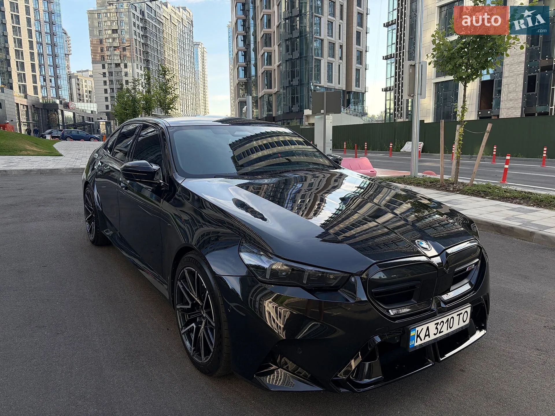 2025 BMW M5 - мініатюра 8
