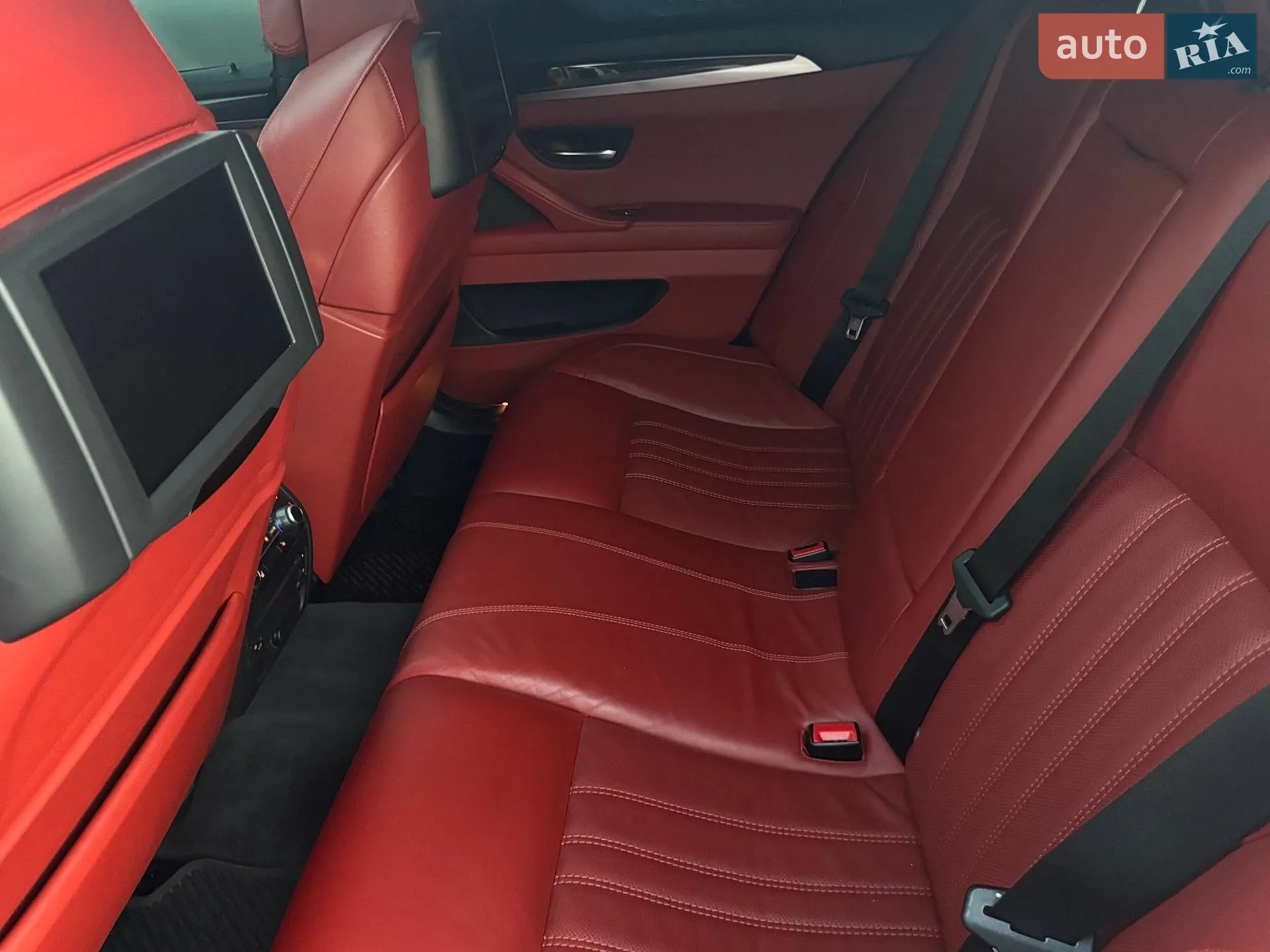 2012 BMW M5 - мініатюра 24