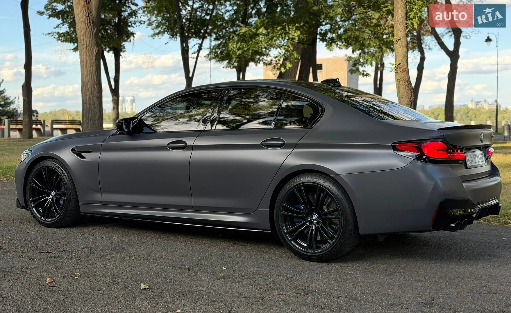2020 BMW M5 - мініатюра 3