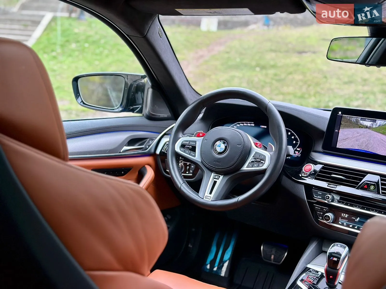 2022 BMW M5 - мініатюра 31