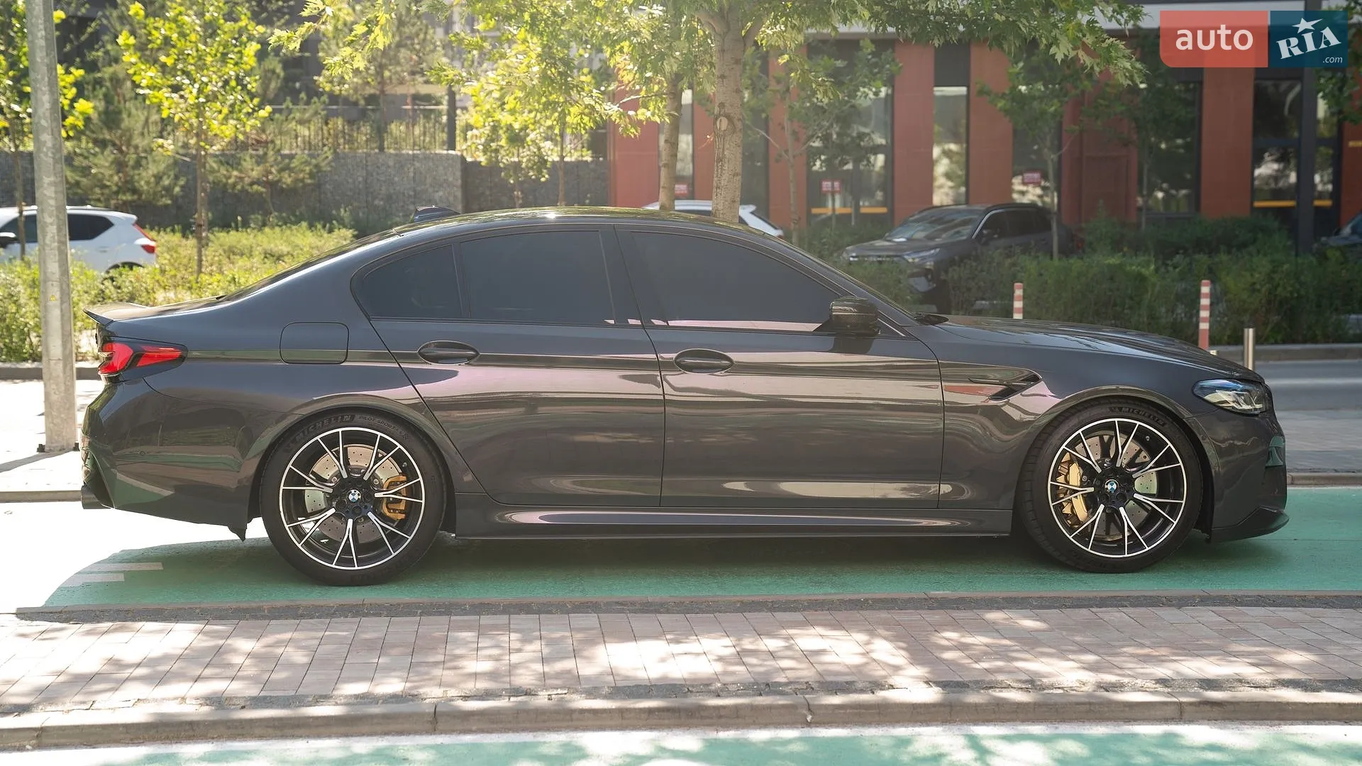 2020 BMW M5 - мініатюра 2