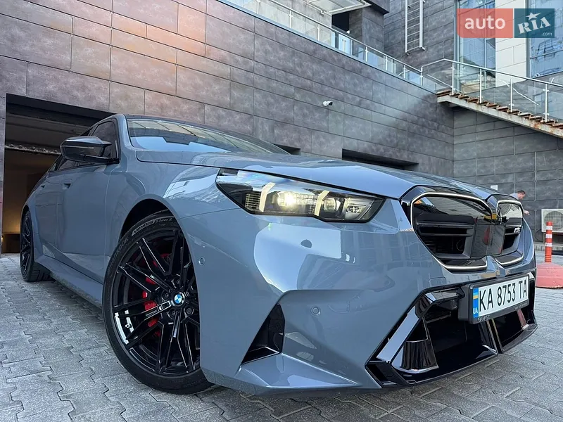 BMW M5