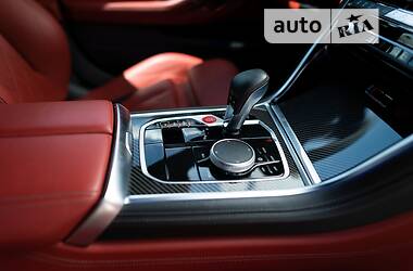 Купе BMW M8 Gran Coupe 2020 в 