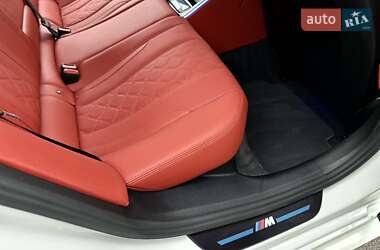 Купе BMW M8 Gran Coupe 2021 в 
