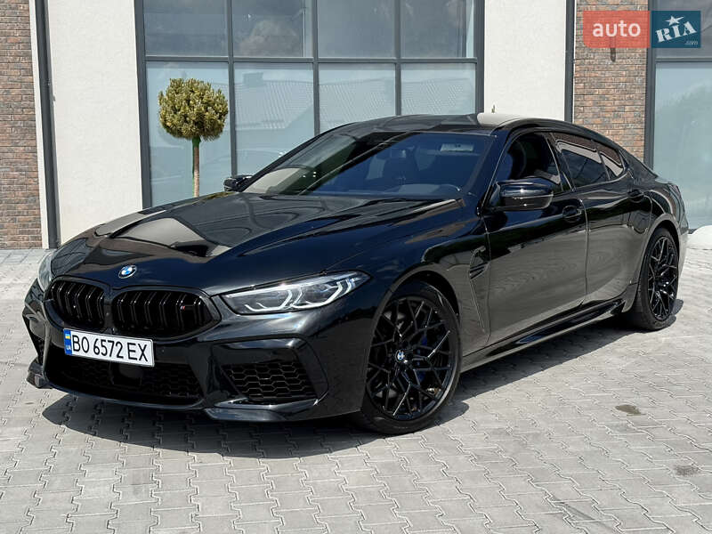 Купе BMW M8 Gran Coupe 2021 в 