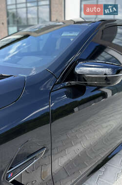 Купе BMW M8 Gran Coupe 2021 в 