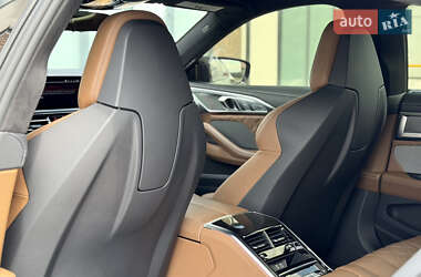 Купе BMW M8 Gran Coupe 2021 в 