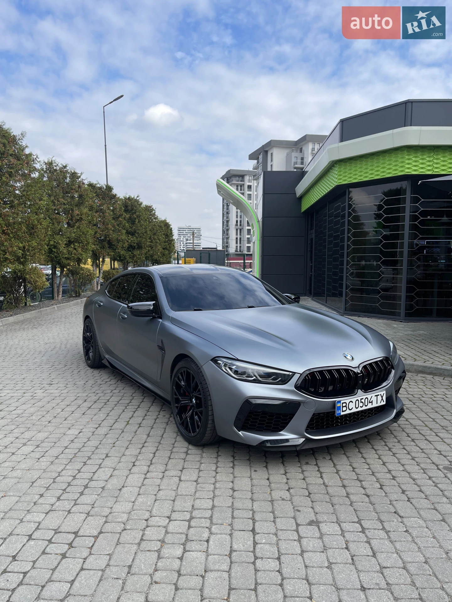 2022 BMW M8 - мініатюра 3