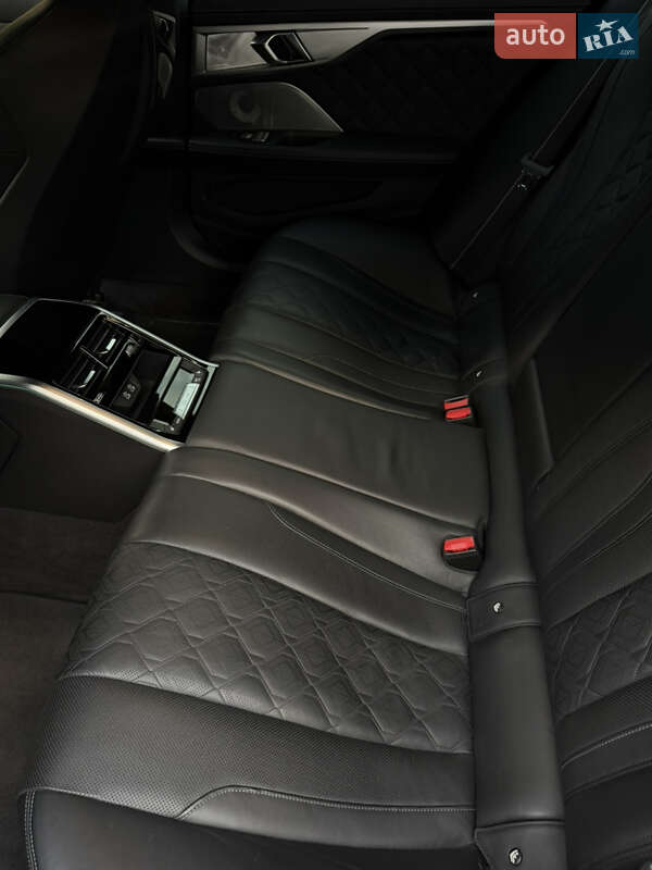 Купе BMW M8 Gran Coupe 2020 в Ивано-Франковске