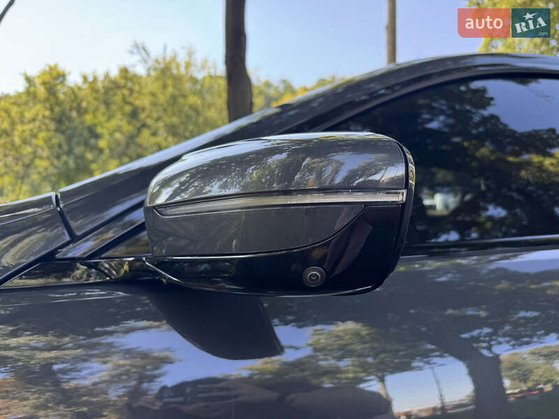 Купе BMW M8 Gran Coupe 2020 в Киеве