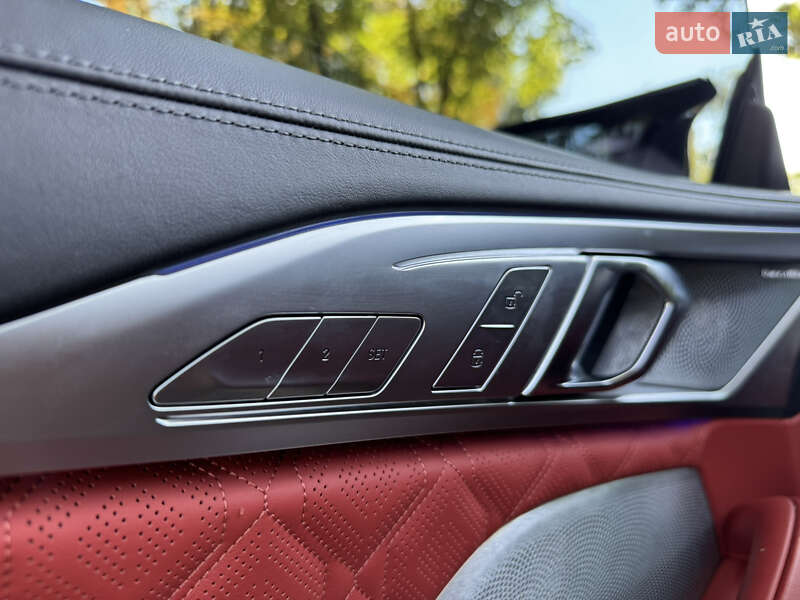 Купе BMW M8 Gran Coupe 2020 в Киеве