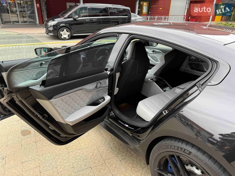 Купе BMW M8 Gran Coupe 2022 в Львове