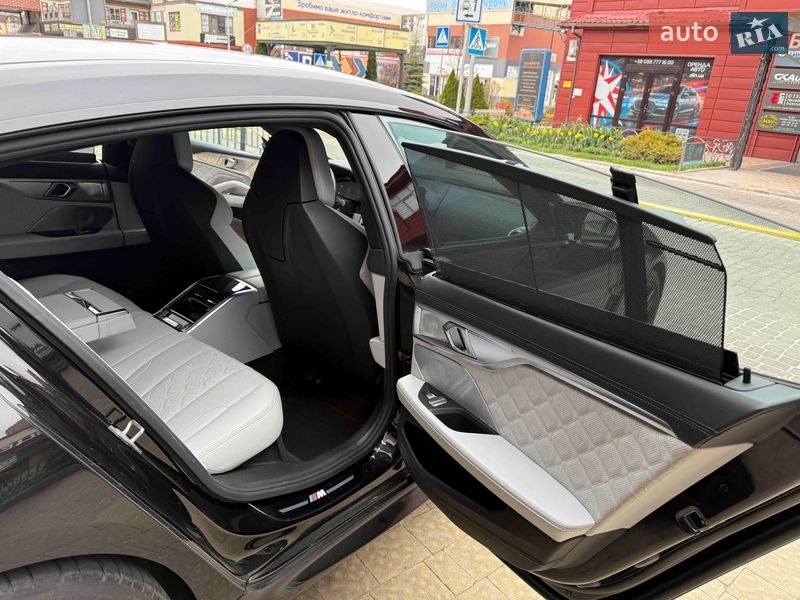 Купе BMW M8 Gran Coupe 2022 в Львове