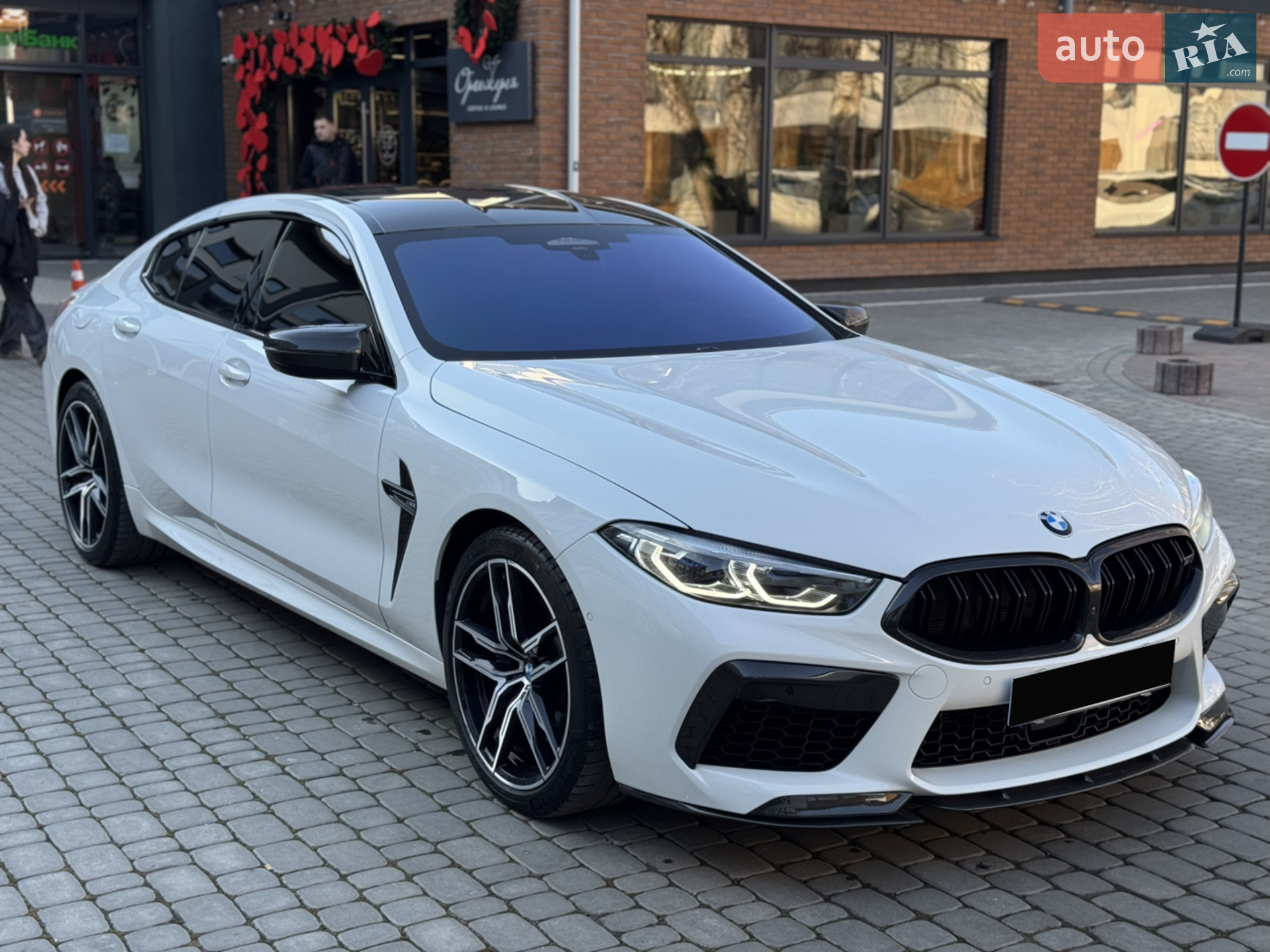 2019 BMW M8 - мініатюра 5