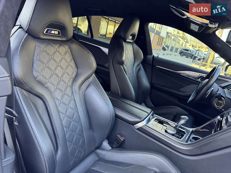 Купе BMW M8 2019 в Коломые