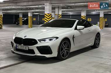 Кабриолет BMW M8 2019 в 