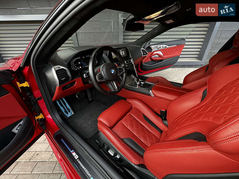 Купе BMW M8 2022 в Києві