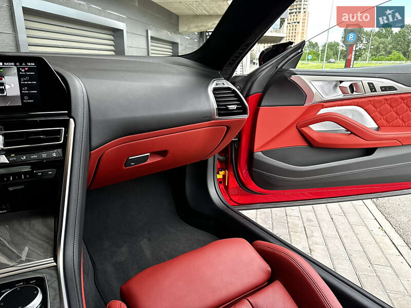Купе BMW M8 2022 в Києві