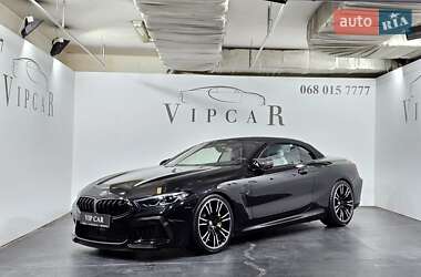 Кабриолет BMW M8 2019 в 