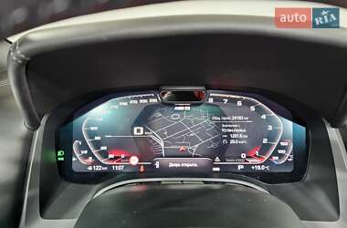 Кабриолет BMW M8 2019 в 