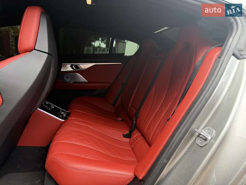 Купе BMW M8 2020 в Харкові