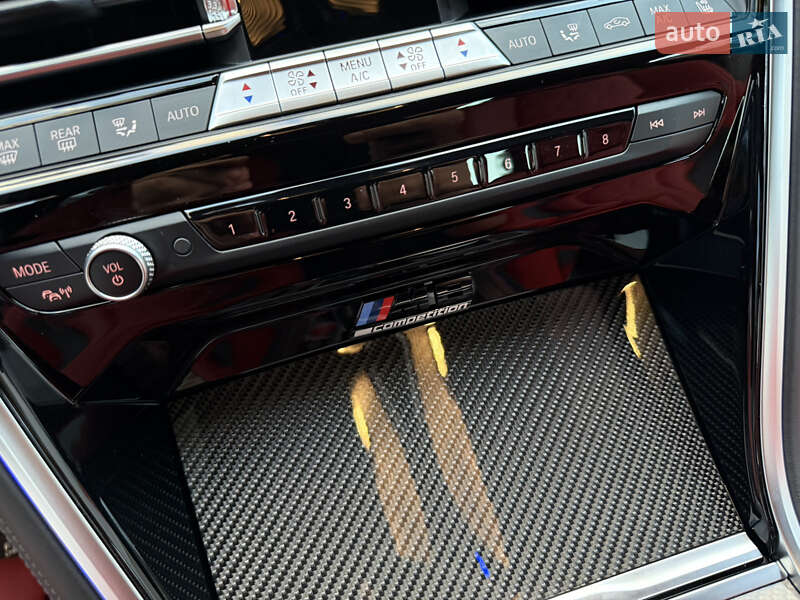 Купе BMW M8 2021 в Києві фото 67 Купе BMW M8 2021 в Києві