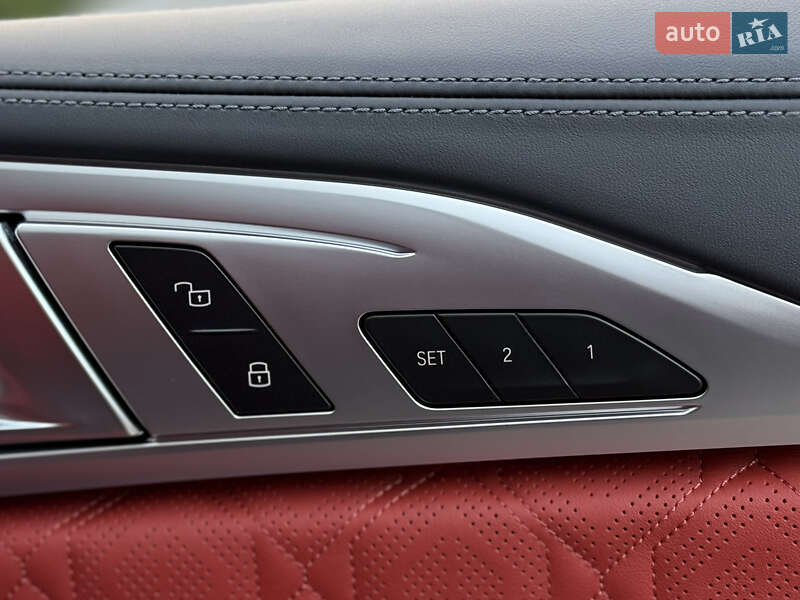Купе BMW M8 2021 в Києві фото 74 Купе BMW M8 2021 в Києві
