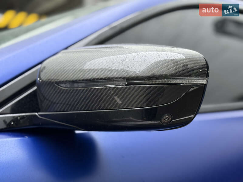 Купе BMW M8 2019 в Киеве