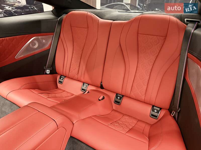 Купе BMW M8 2022 в Києві