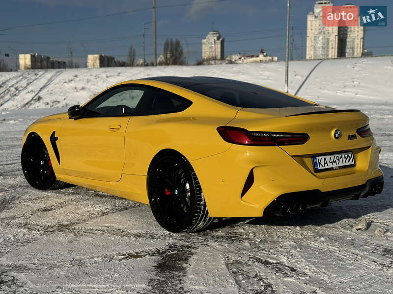Купе BMW M8 2022 в Киеве