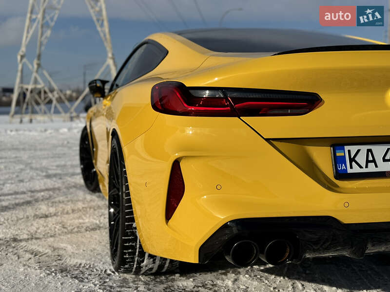 Купе BMW M8 2022 в Киеве