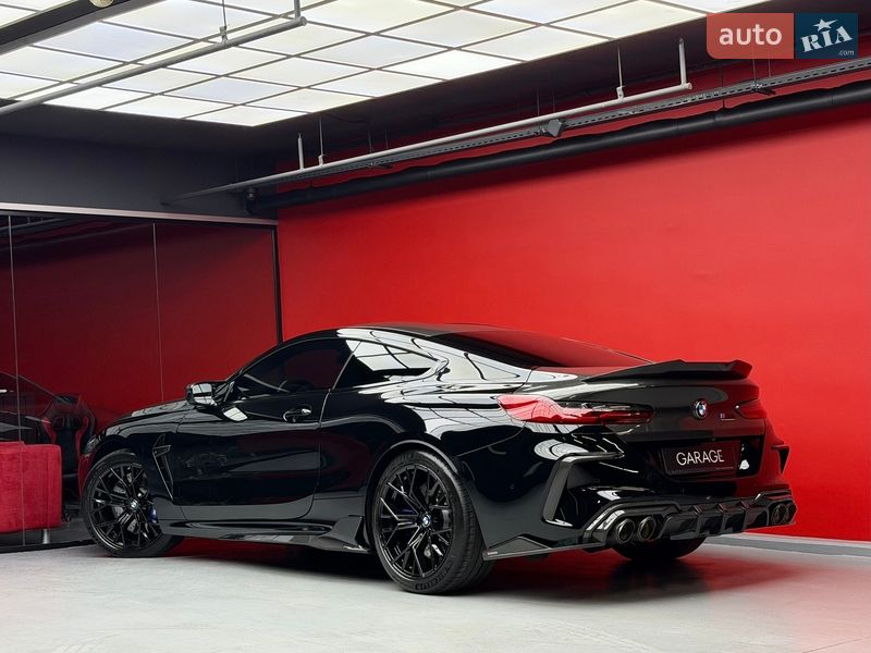 Купе BMW M8 2023 в Киеве