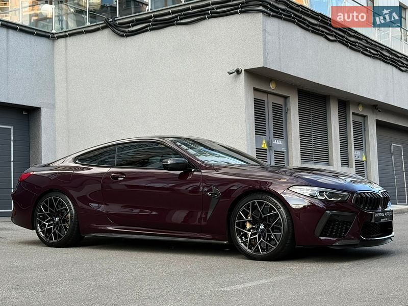 Купе BMW M8 2021 в Киеве