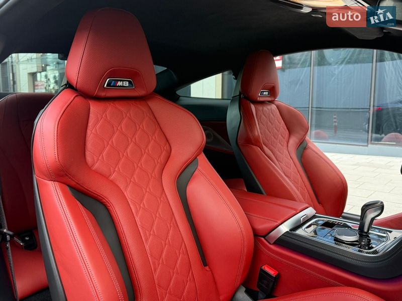 Купе BMW M8 2021 в Киеве