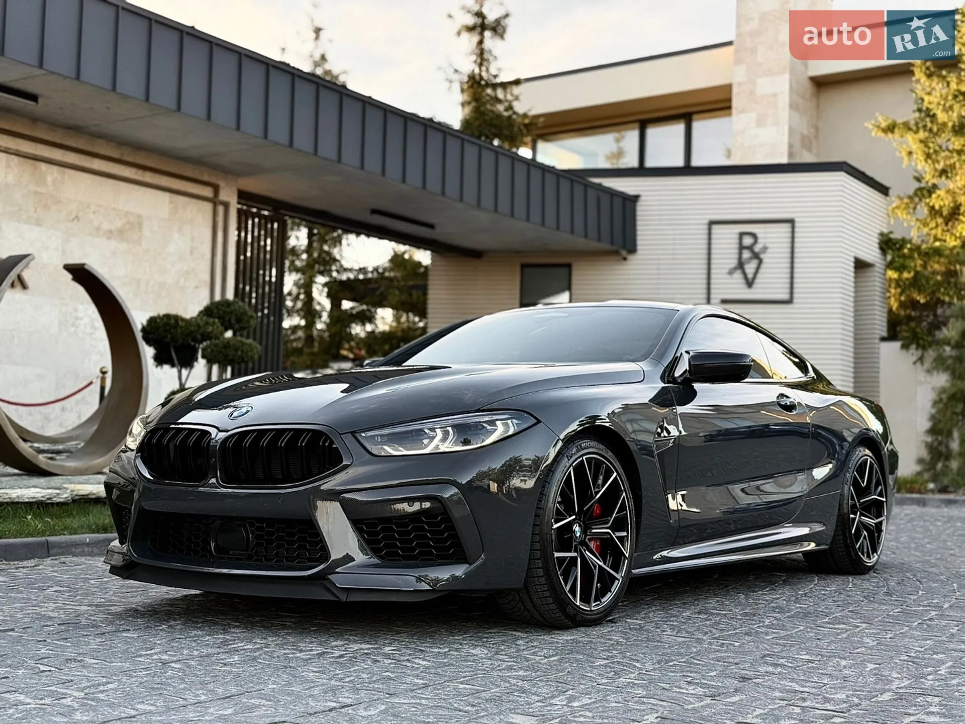 2023 BMW M8 - мініатюра 13