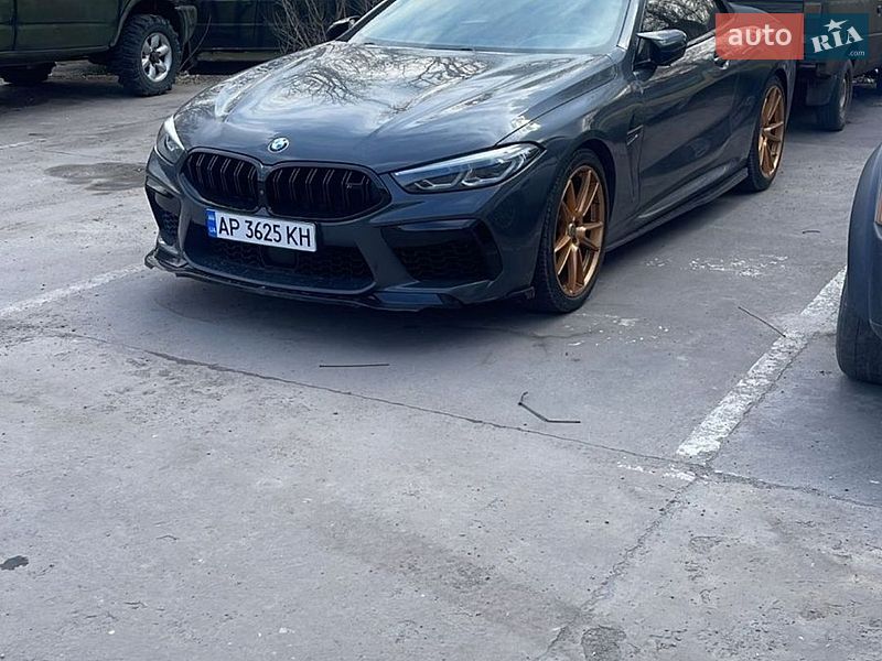 Кабріолет BMW M8 2019 в Києві фото 7 Кабріолет BMW M8 2019 в Києві