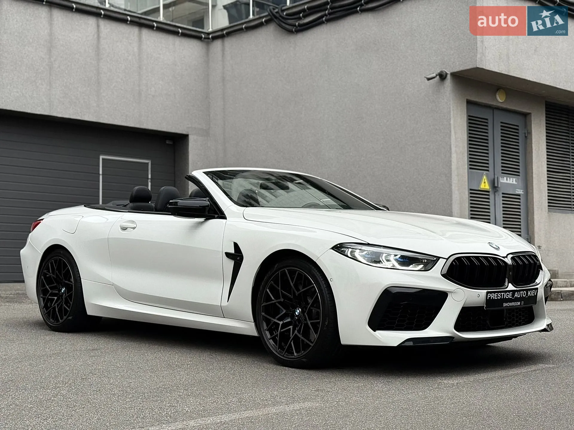 2019 BMW M8 - мініатюра 16