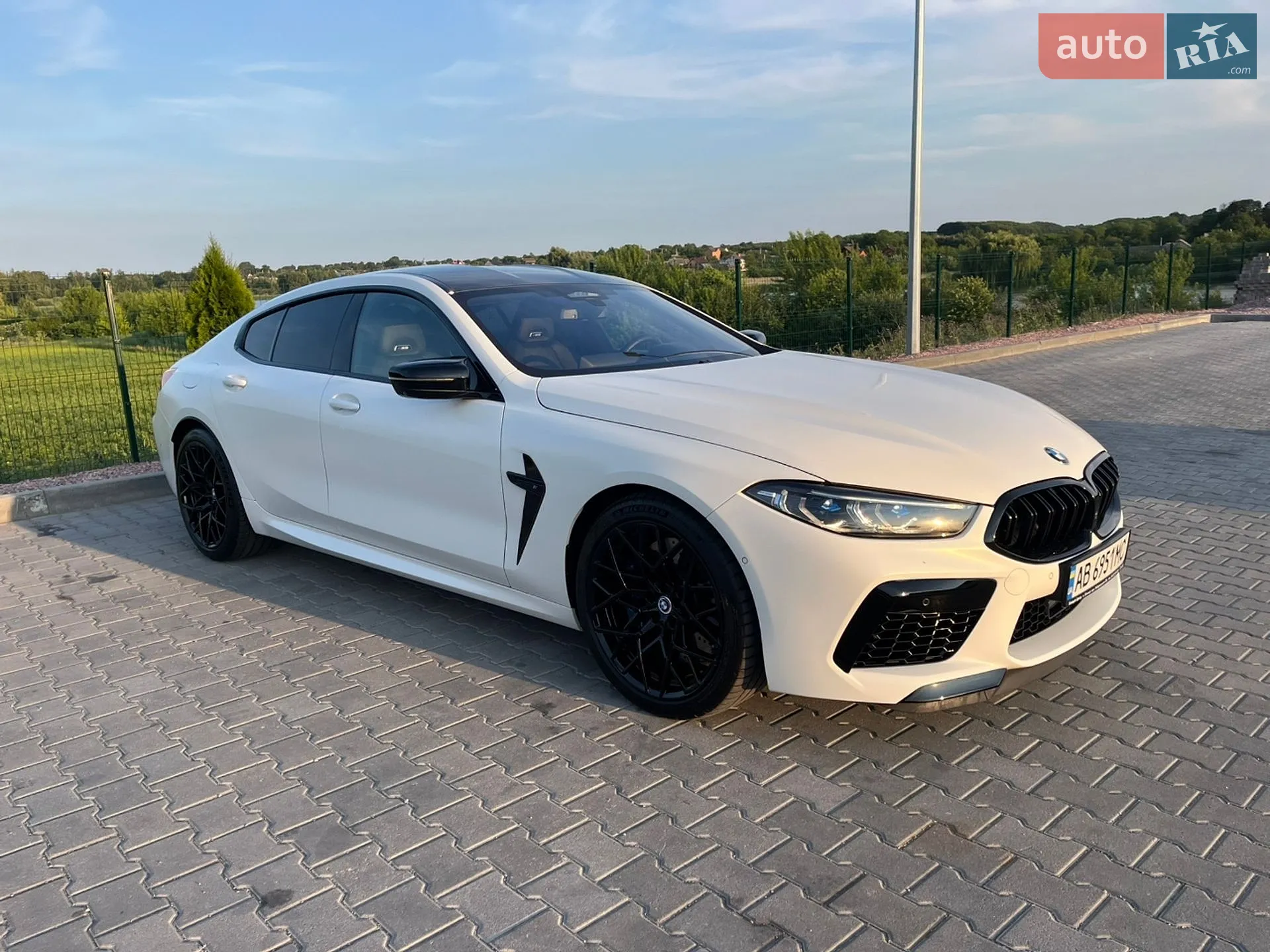 2024 BMW M8 - фото 1