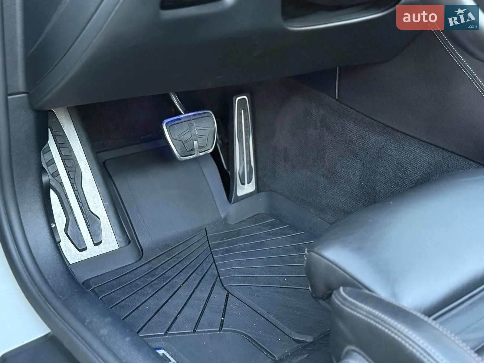 2019 BMW M8 - мініатюра 17