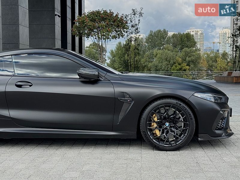 Купе BMW M8 2023 в Киеве