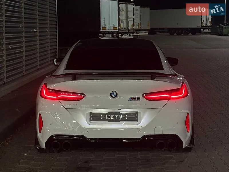 BMW M8 2021