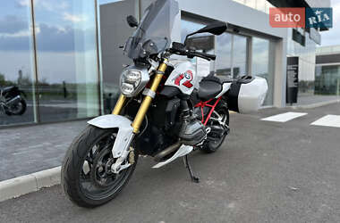 Мотоцикл Спорт-туризм BMW R 1200R 2015 в 