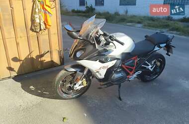 Мотоцикл Спорт-туризм BMW R 1200RS 2017 в 