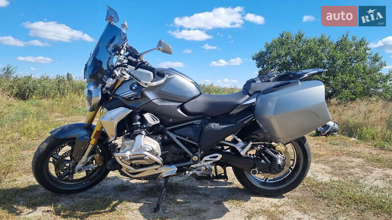Мотоцикл Без обтекателей (Naked bike) BMW R 1250R 2021 в Горишних Плавнях