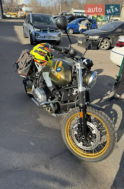 Скремблер BMW R nineT 2021 в 