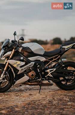 Мотоцикл Без обтікачів (Naked bike) BMW S 1000R 2021 в Одесі